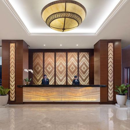 Santika Premiere Bintaro Hotel Serpong Eksteriør billede
