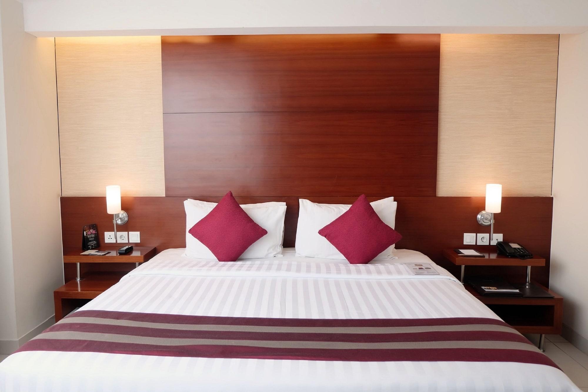 Santika Premiere Bintaro Hotel Serpong Eksteriør billede