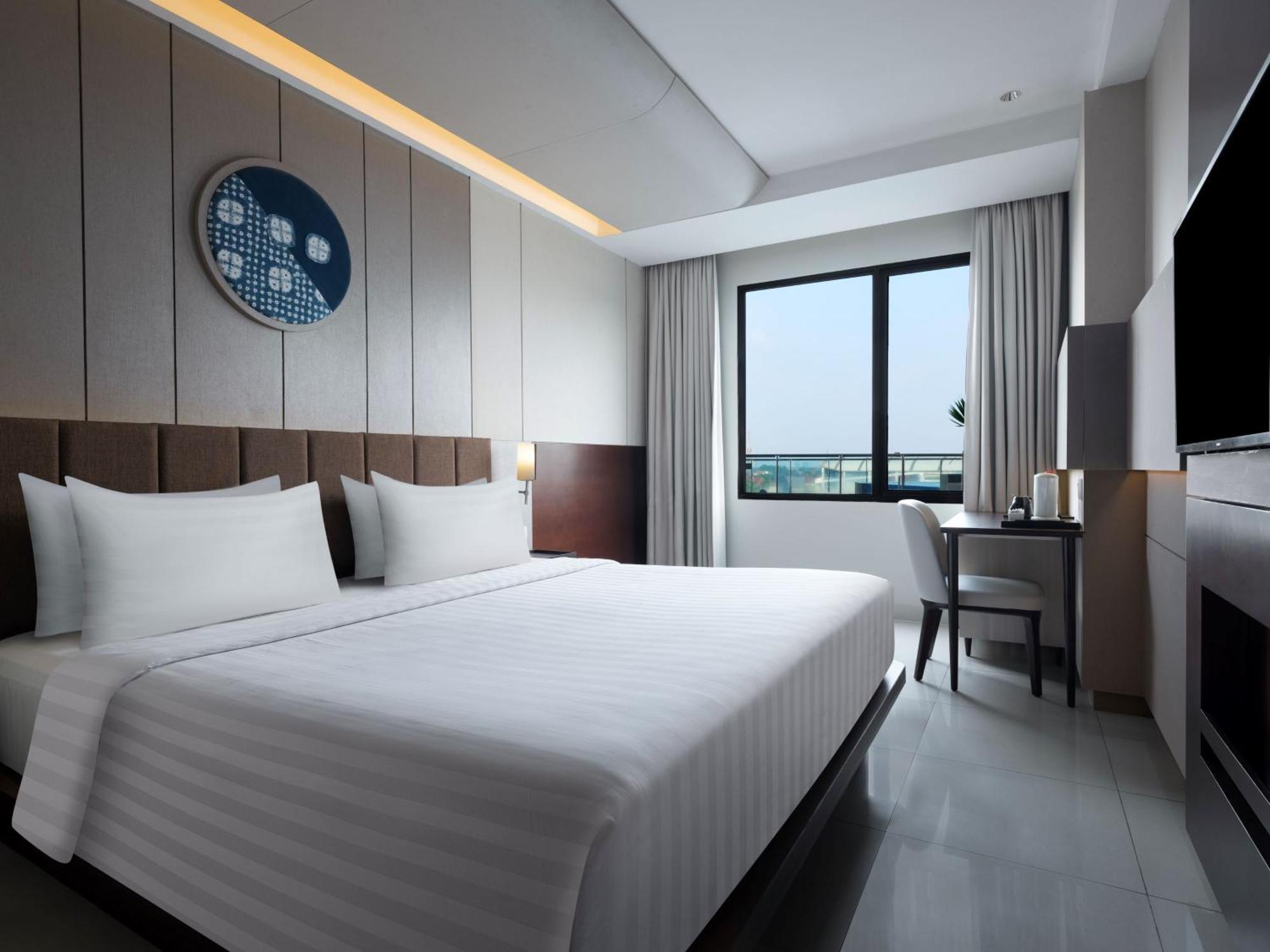 Santika Premiere Bintaro Hotel Serpong Eksteriør billede