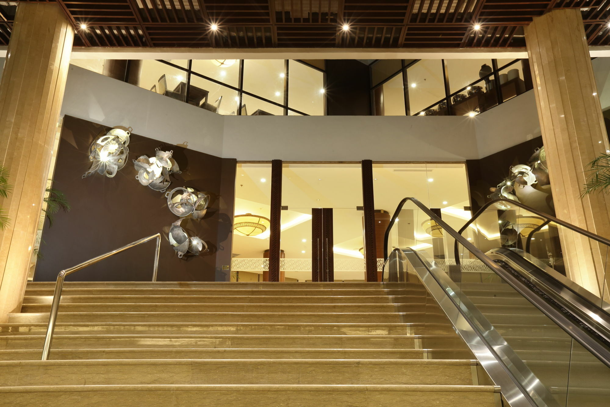 Santika Premiere Bintaro Hotel Serpong Eksteriør billede